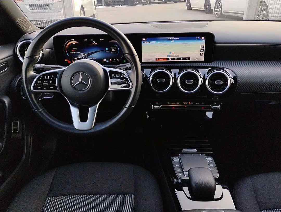 Foto 15: Mercedes-Benz CLA-Klasse CLA 200 d