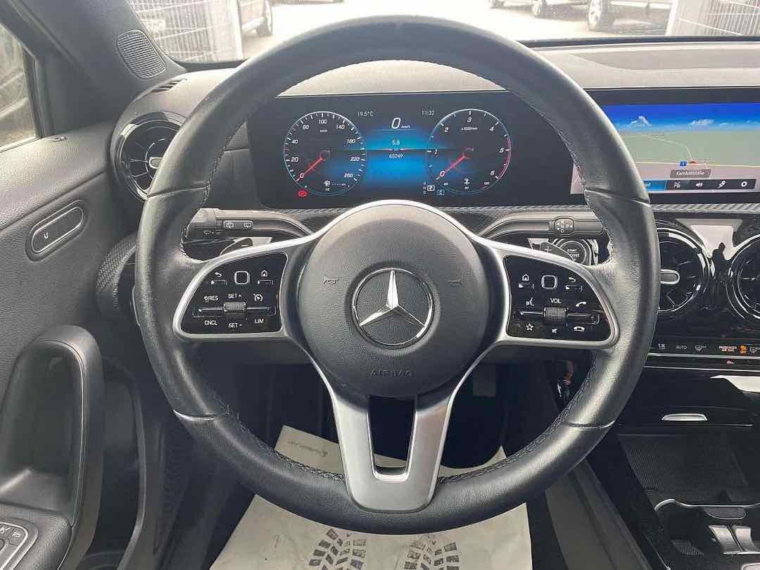Foto 13: Mercedes-Benz A-Klasse A 180 d Aut.