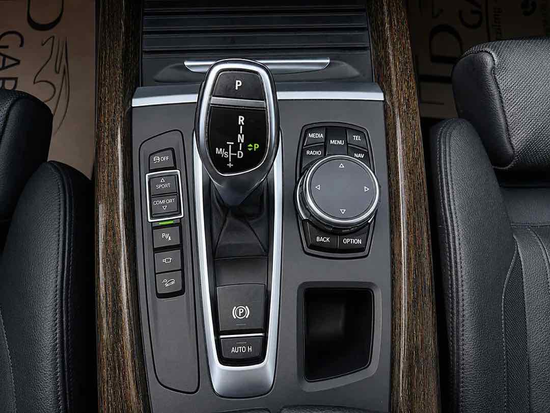 Foto 14: BMW X5 xDrive30d Aut. TOP-Ausstattung