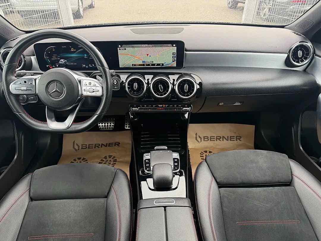 Foto 12: Mercedes-Benz A-Klasse A 180 Aut. AMG-Line