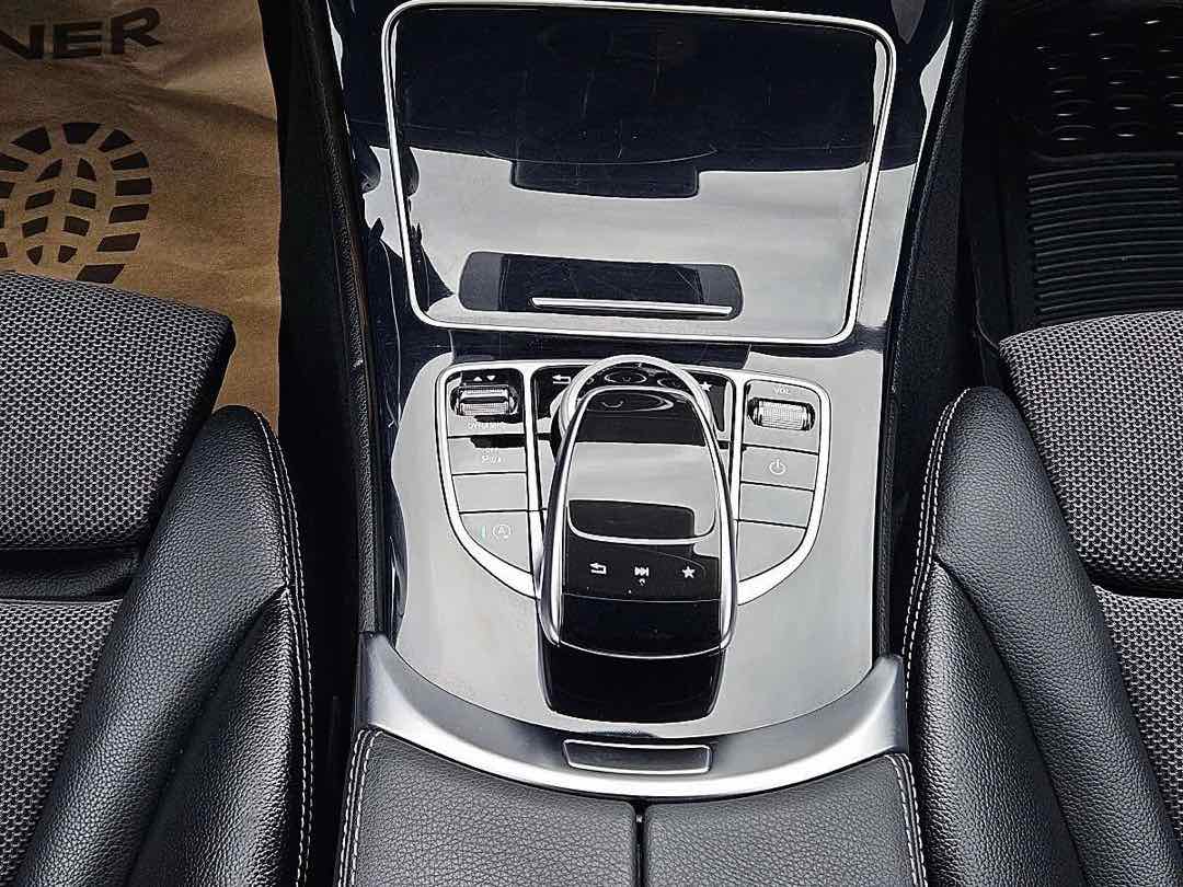 Foto 10: Mercedes-Benz C-Klasse C 200 d T Aut. Limousine