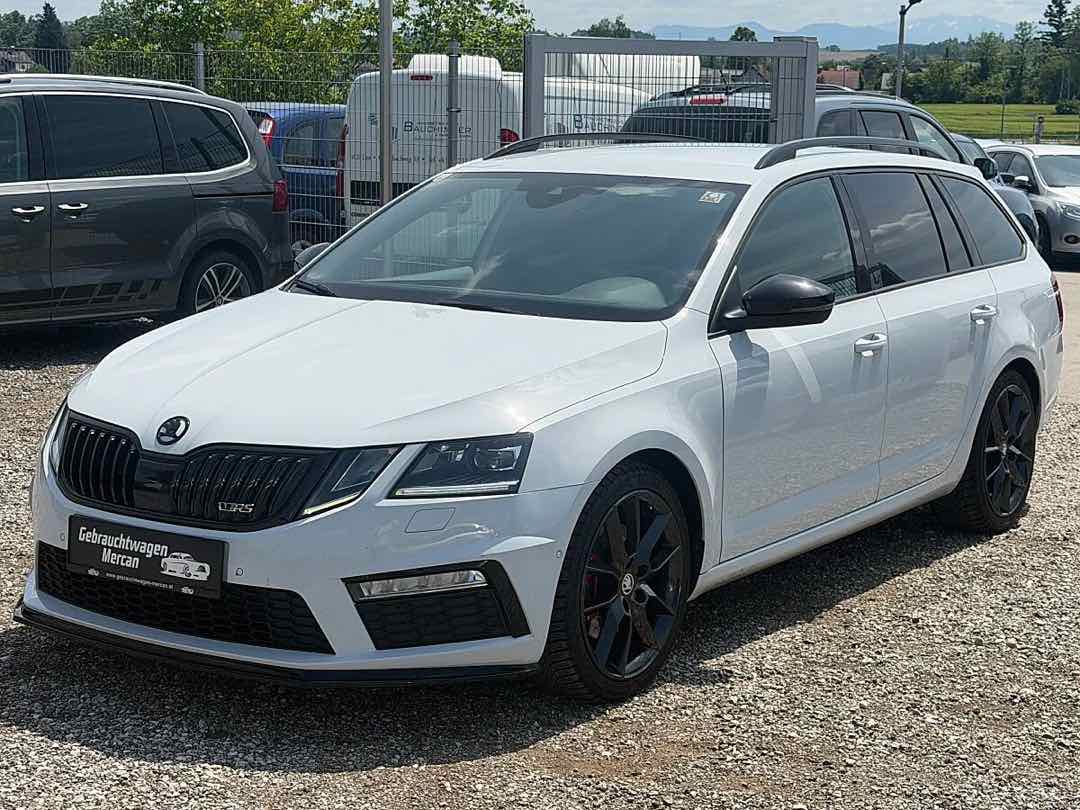 Foto 2: Skoda Octavia Combi RS 2,0 TDI DSG