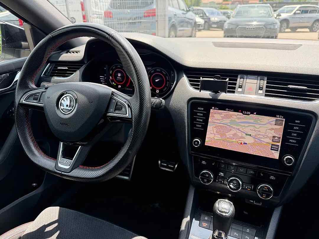 Foto 12: Skoda Octavia Combi RS 2,0 TDI DSG