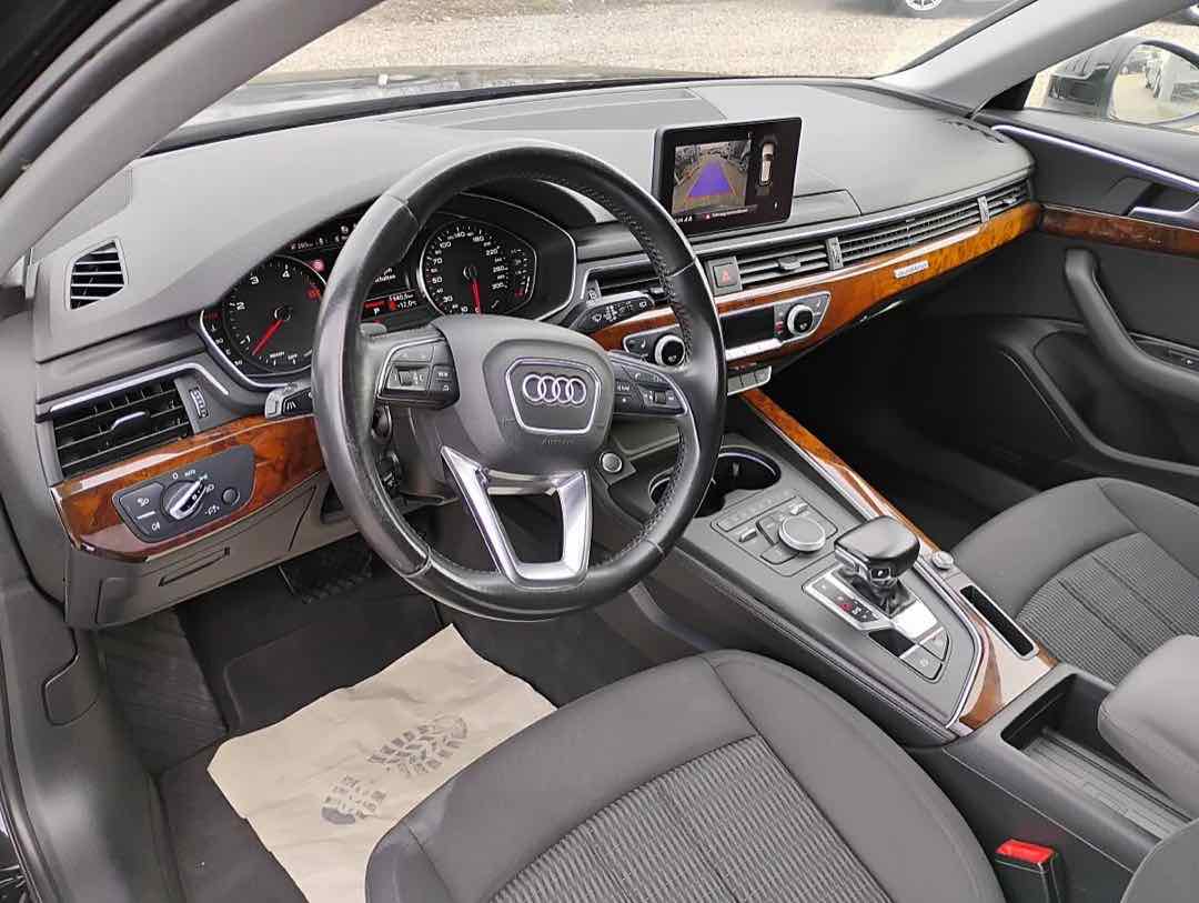 Foto 9: Audi A4 Avant 3,0 TDI quattro Design tiptronic