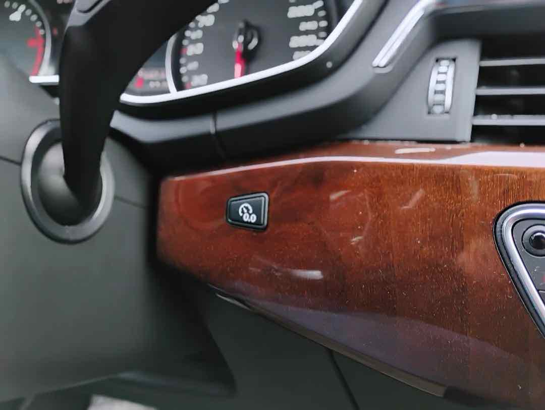 Foto 13: Audi A4 Avant 3,0 TDI quattro Design tiptronic