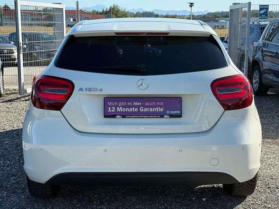 Foto 7: Mercedes-Benz A-Klasse A 180 d Aut.