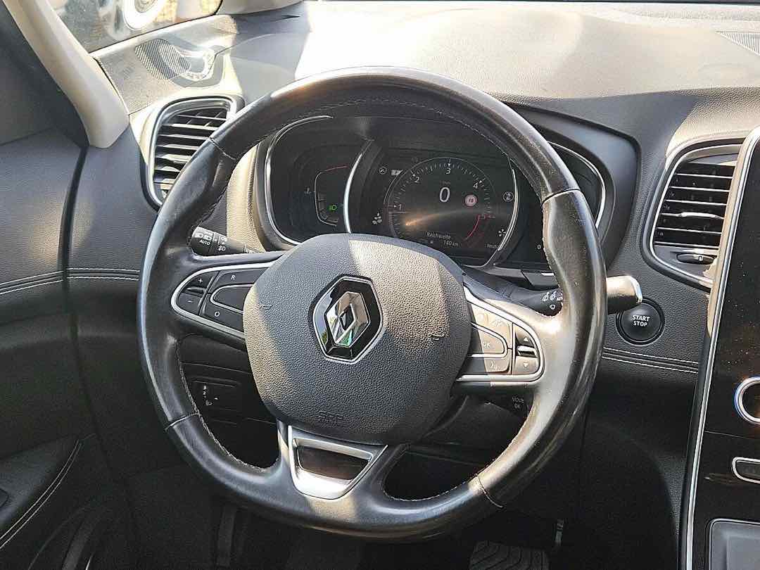 Foto 9: Renault Scénic Blue dCi 120 EDC BOSE