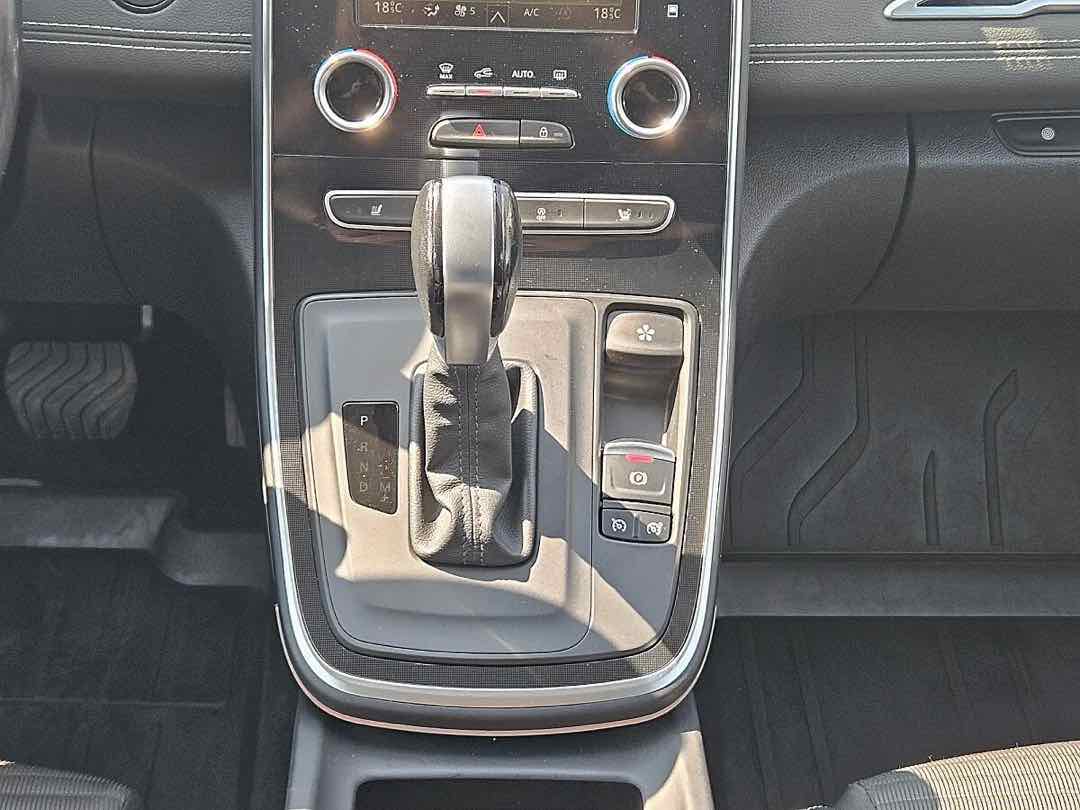 Foto 11: Renault Scénic Blue dCi 120 EDC BOSE